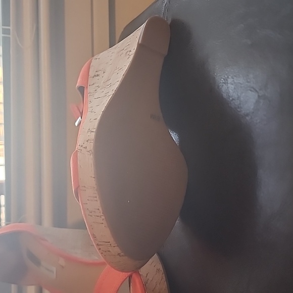 INC Wedge - Picture 5 of 6